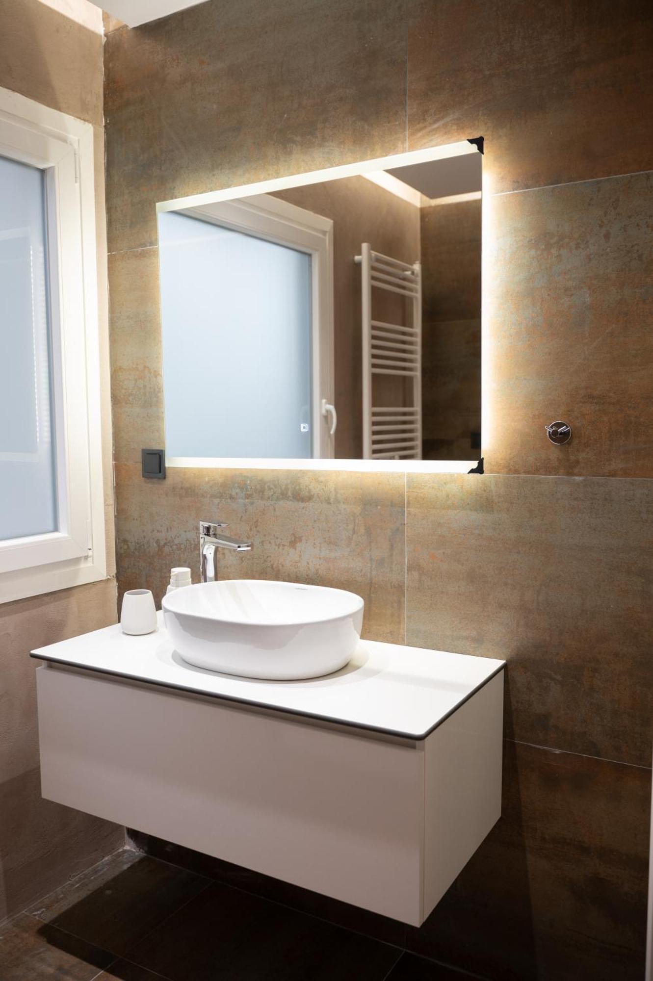 Versusartsuites *