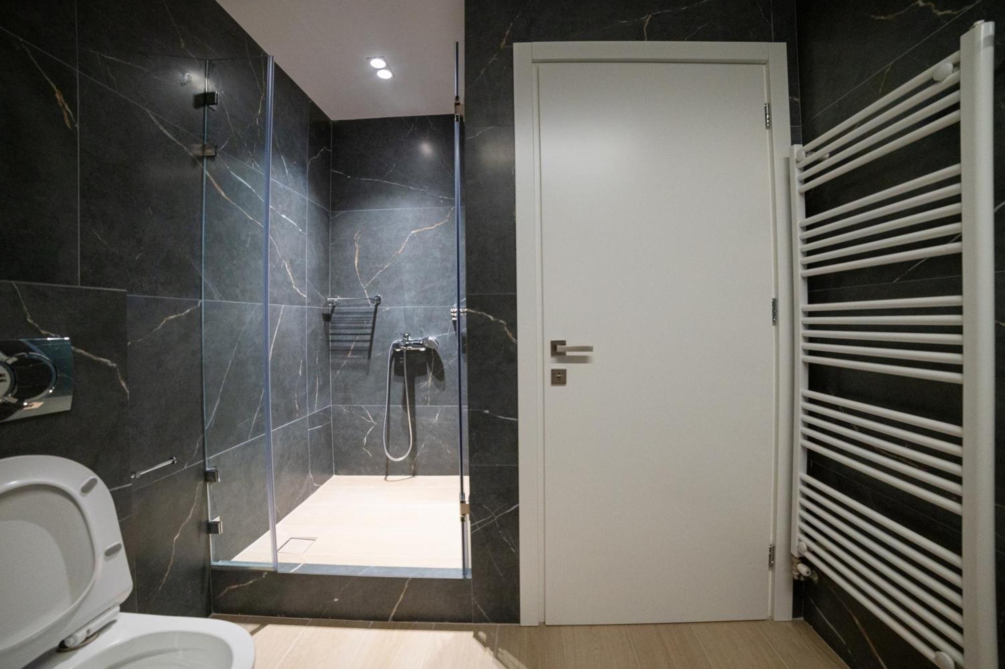 Versusartsuites Apartment Serres